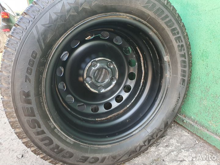 Колеса 215 60 R16 зимние