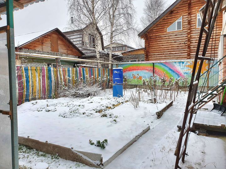 Дом 255,1 м² на участке 6 сот.