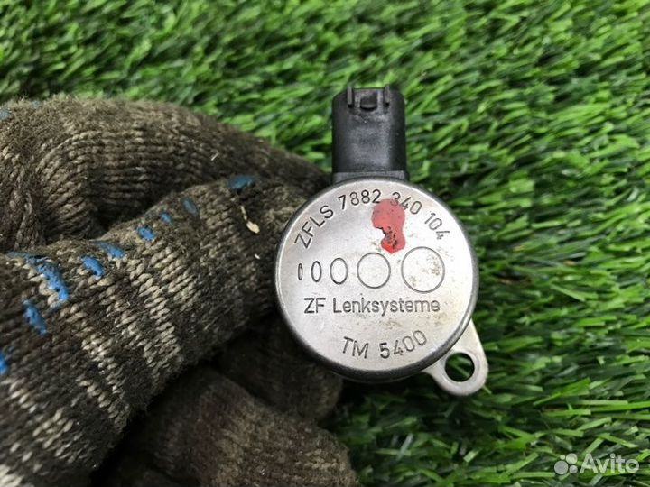 Датчик активной рейки Bmw 5 E60 M54B30 2003