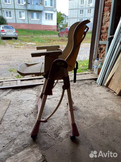 Стульчик для кормления