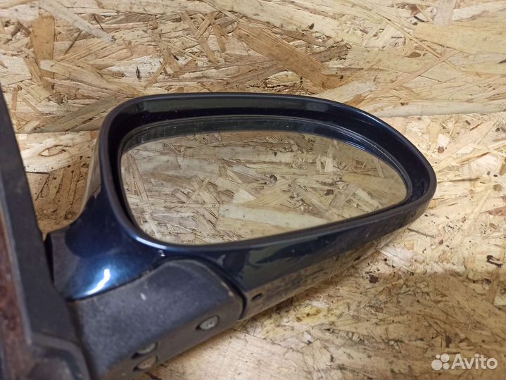 Зеркало правое Nissan Almera Classic