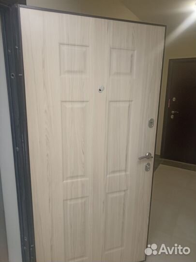 Дверь входная