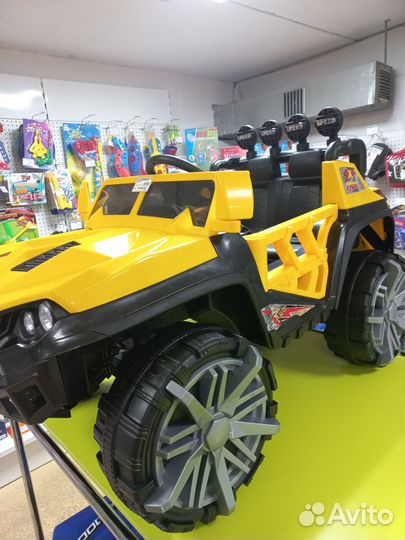 Электромобиль Джип Сафари