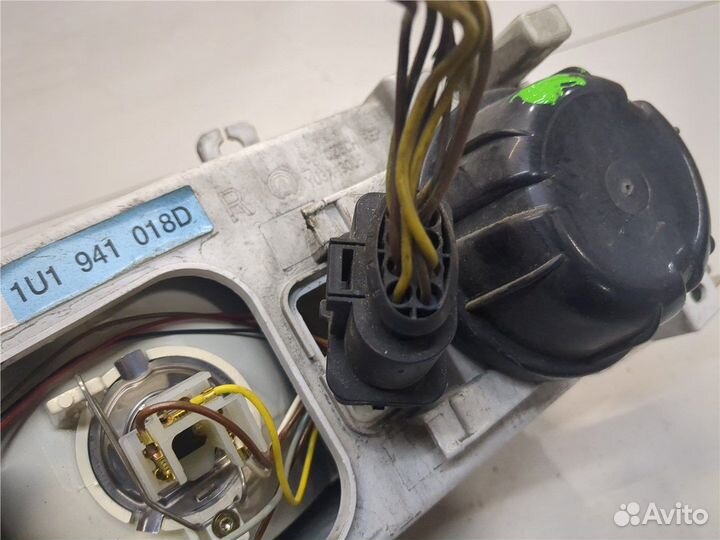 Фара (передняя) Skoda Octavia Tour, 2002