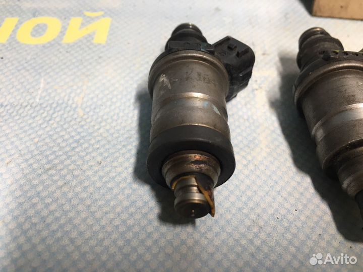 Форсунка топливная honda rafaga CE4 G20A