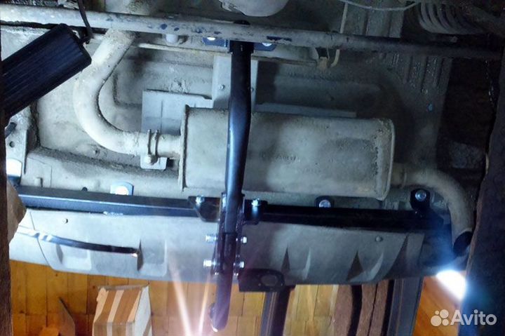 Фаркоп на Chevrolet Niva / Niva Travel