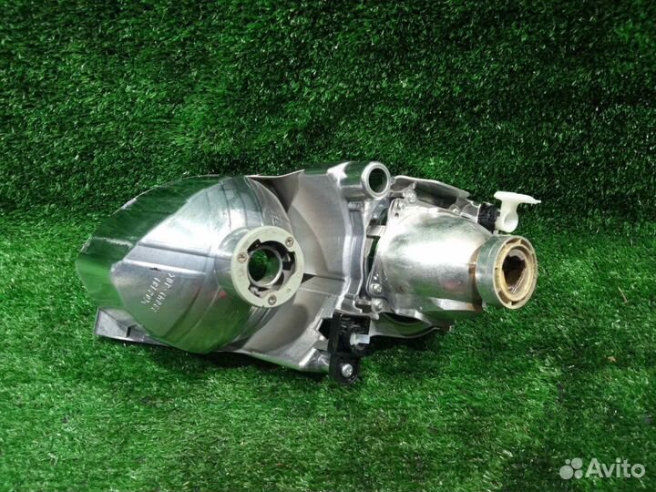 Линза фары Camry 50 (11-17) R б/у