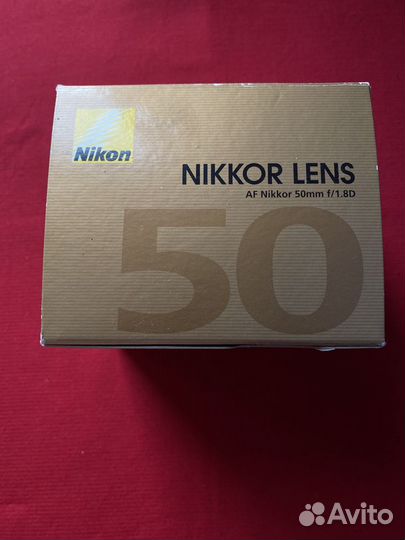 Nikon 50mm f/1.8D AF Nikkor