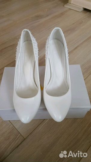 Туфли женские кожаные, р-р 39,5 идеальное состояни