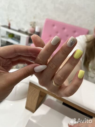 Наращивание ногтей, гель-лак, комбинированный мани
