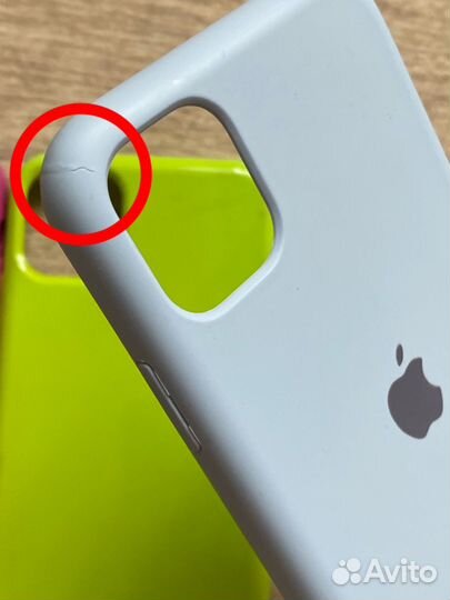 Чехол на iPhone 11