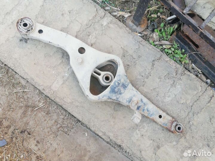 Рычаг задний Ниссан Премьера Комфорт Р11