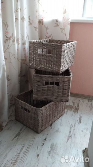 Плетеные изделия из эколозы. Корзины и короба