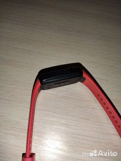 Смарт часы honor band 6
