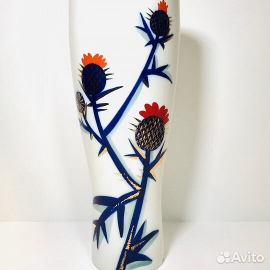 Ваза фарфоровая «Чертополох» лфз