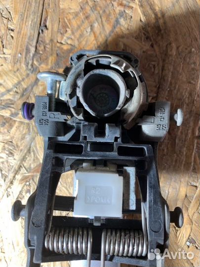 Ручка двери внешняя задняя правая Volkswagen Golf