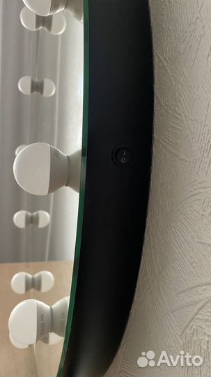 Круглое гримерное зеркало d70