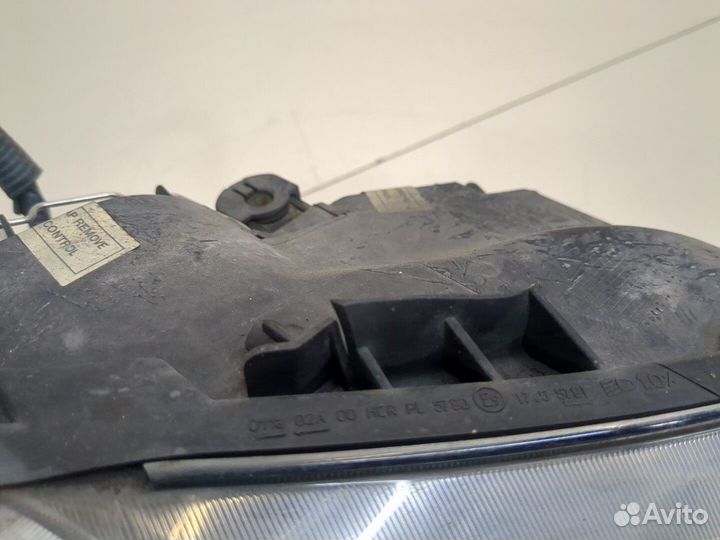 Фара (передняя) правая Seat Ibiza 4, 2009