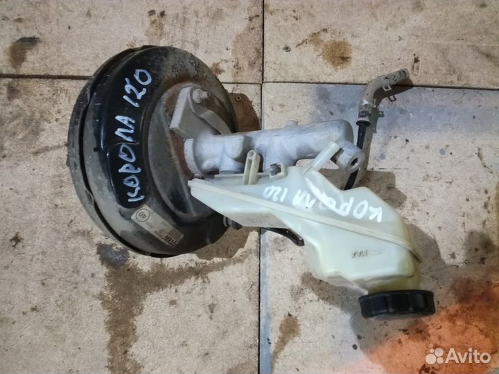 Главный тормозной цилиндр усилитель Corolla 120