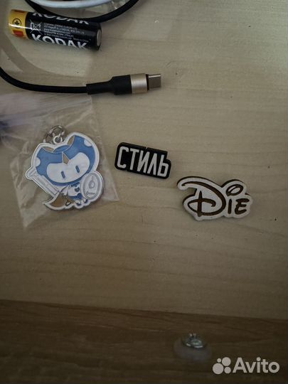 Значки разные