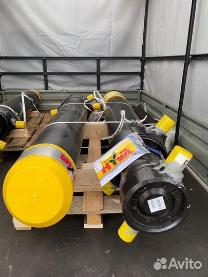 Гидроцилиндр подъема кузова шток scania