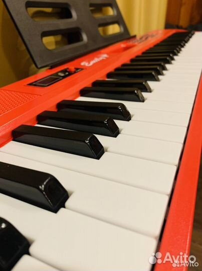Синтезатор с Активной Клавиатурой (аналог Casio)