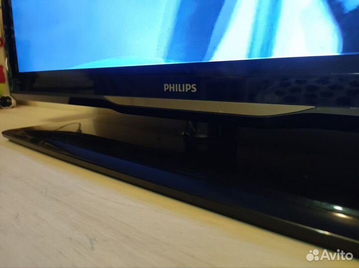 Телевизор Philips 32