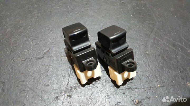 Кнопка стеклоподъемника Subaru Impreza Wrx Sti GRB