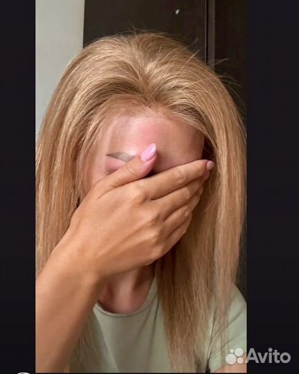 Парик из натуральных волос блонд