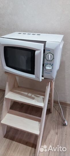 Микроволновая печь для кухни
