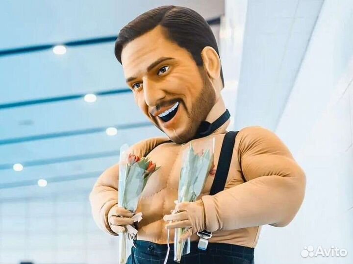 Поздравление Артур Пирожков ростовая кукла