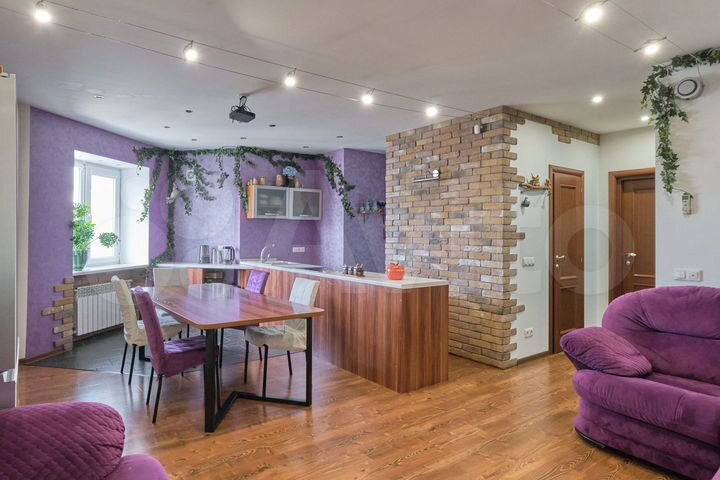 4-к. квартира, 130 м², 6/6 эт.