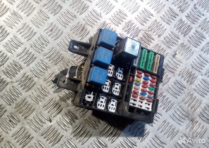 Блок предохранителей на Хендай Матрикс