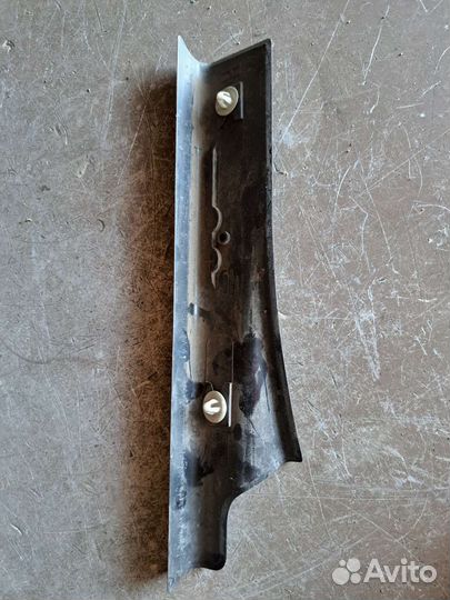 Накладка порога задний Cadillac bls