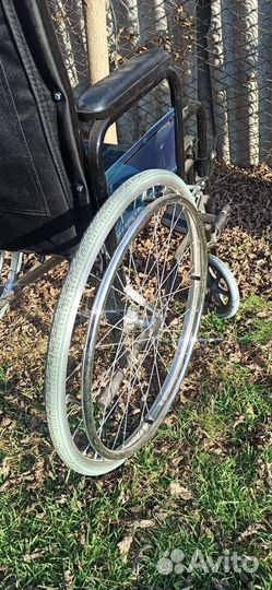 Инвалидная коляска