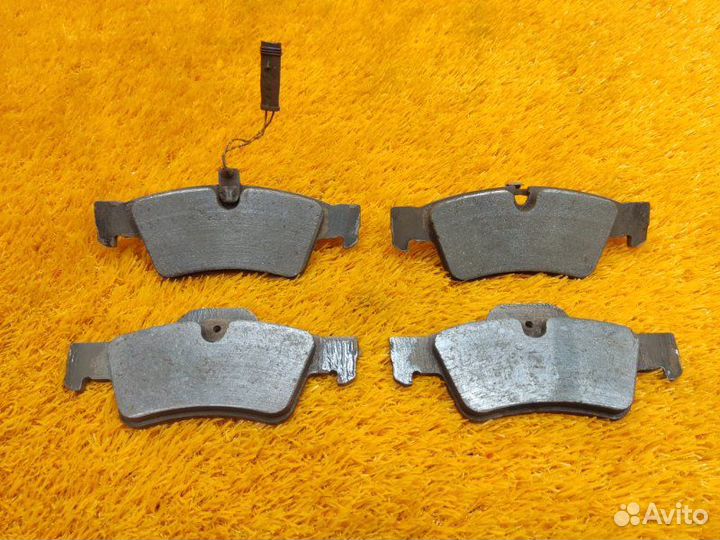 Колодки тормозные задние Mercedes-Benz M-Class