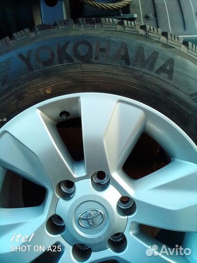 Yokohama Ice Guard IG65 265/65 R17