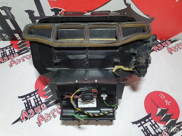 Корпус вентилятора отопителя BMW 328i E46 M52 B28