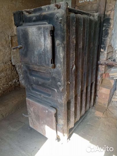 Чугунный твердотопливный котел бу