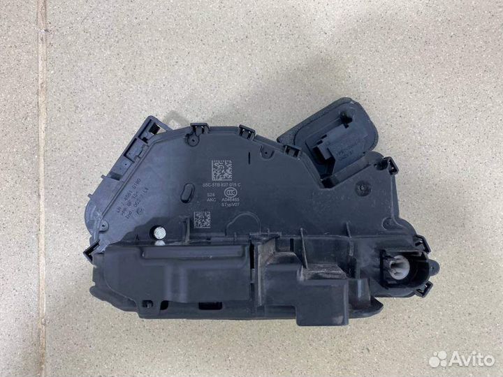 Замок двери передней левой Volkswagen Polo (RUS) 2