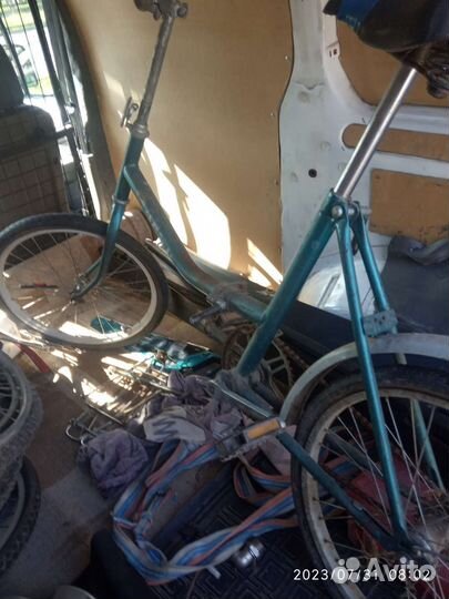 Велосипед аист с запчастями под восстановление