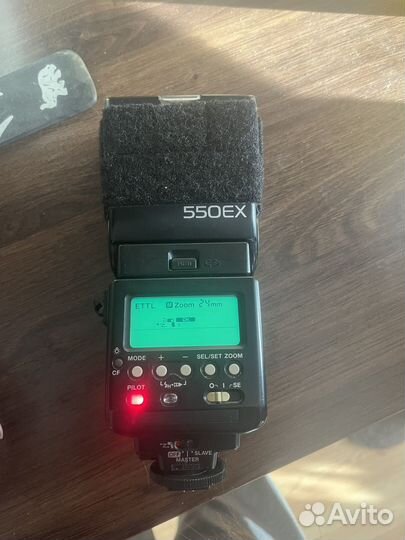 Вспышка камеры 550ех canon