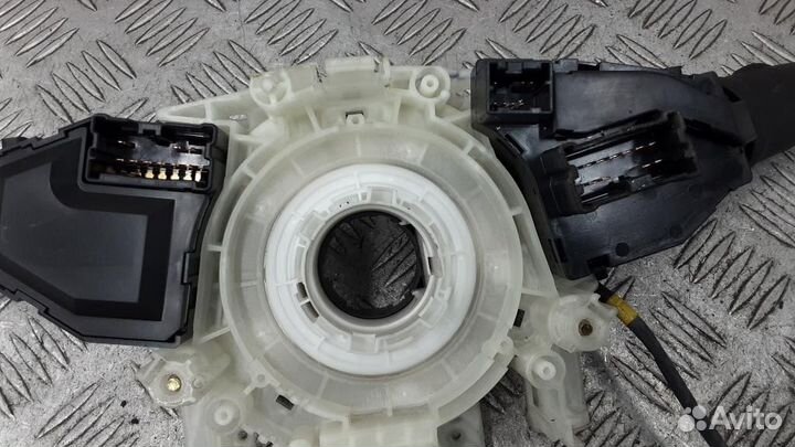 Переключатель поворотов подрулевой Nissan X-Trail