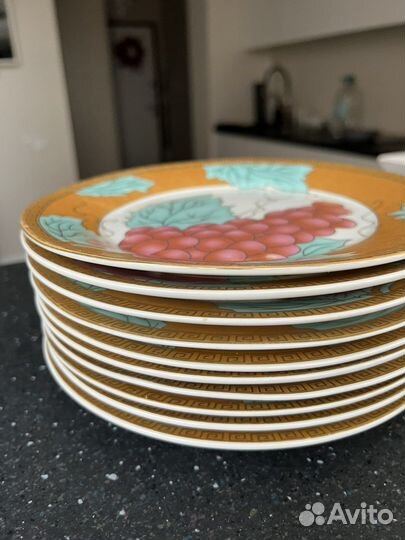 Тарелки 10 штук большие