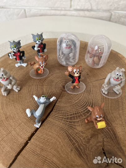 Игрушки киндер том и джерри