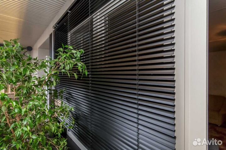 Горизонтальные жалюзи под дерево на заказ