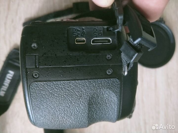 Продам фотоаппарат Fujifilm s2900