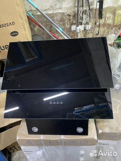 Наклонная вытяжка De'Longhi KD-T61 BF, черный