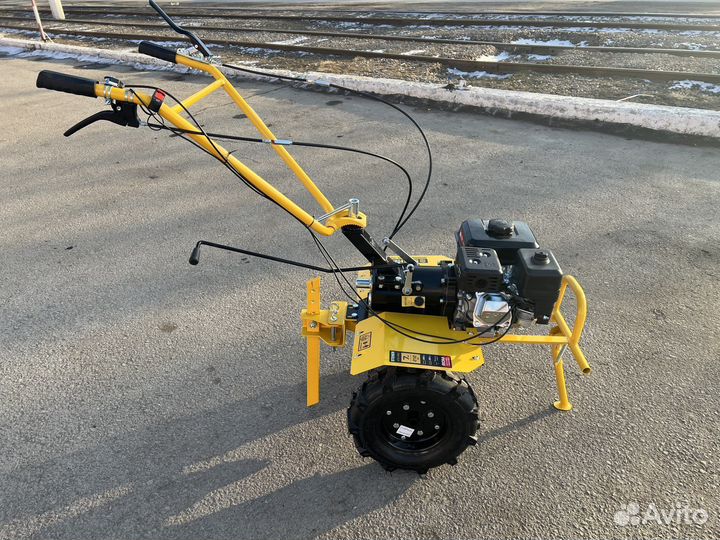 Мотоблок с валом отбора мощности