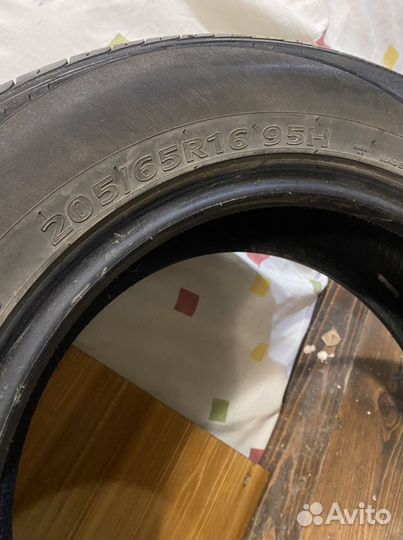 Kumho Solus SA01 KH32 205/65 R16 95H